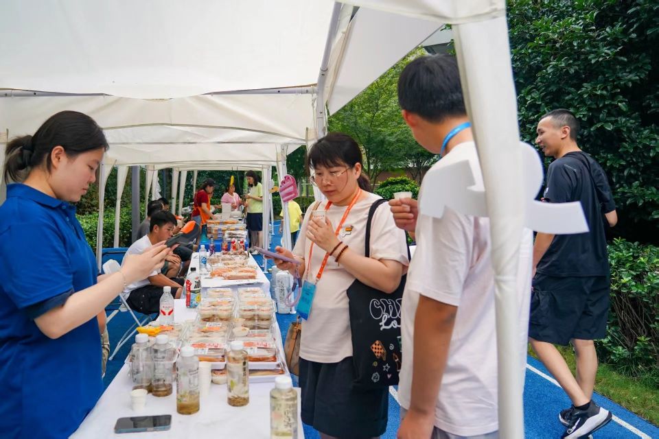 爱的运动, 这不是比赛, 兴奋